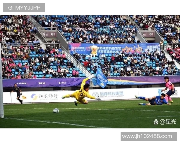 南京足球之星盘点:那些在绿茵场上闪耀的传奇人物与新星